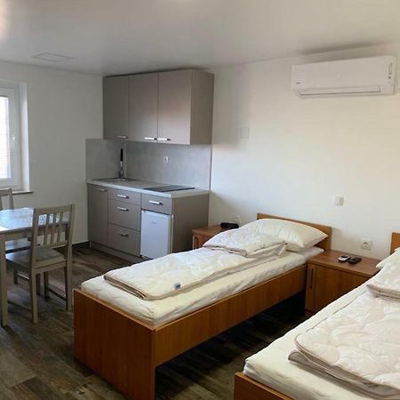 Apartman Decorus Μαριμπόρ Εξωτερικό φωτογραφία